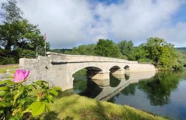 Pont de Rennes Sur Loue restauré grâce au partenariat FDP/Région BFC © Mairie de Rennes sur Loue