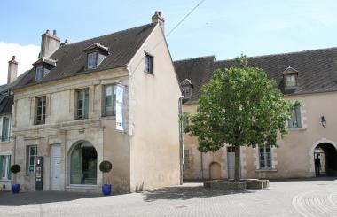 Façades latérale et principale © Musée de la Loire