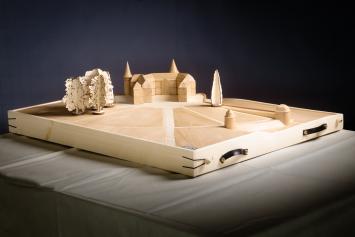 maquette pédagogique et ludique en bois du Château de Ray-sur-Saône © CAUE de la Haute-Saône